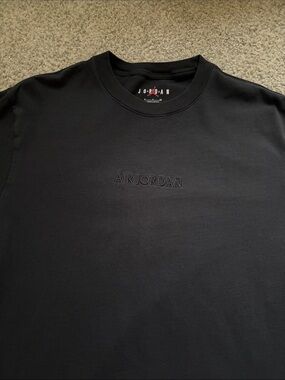 Jordan Black Embroidered Air Jordan Crewneck Sweatshirt Men’s Small 100% cotton